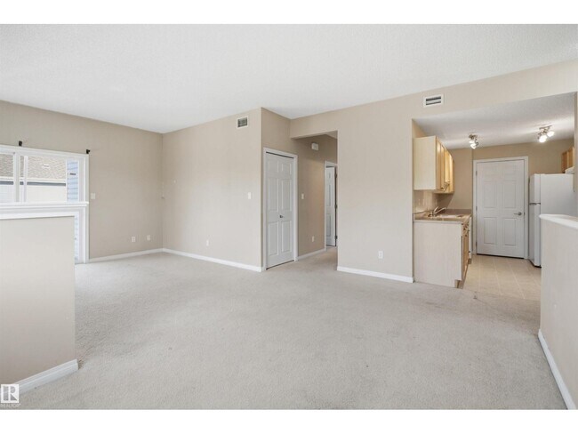 Photo - #95 3040 SPENCE WD SW