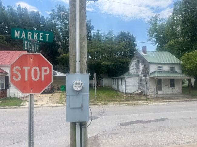 Photo - 804 Market St