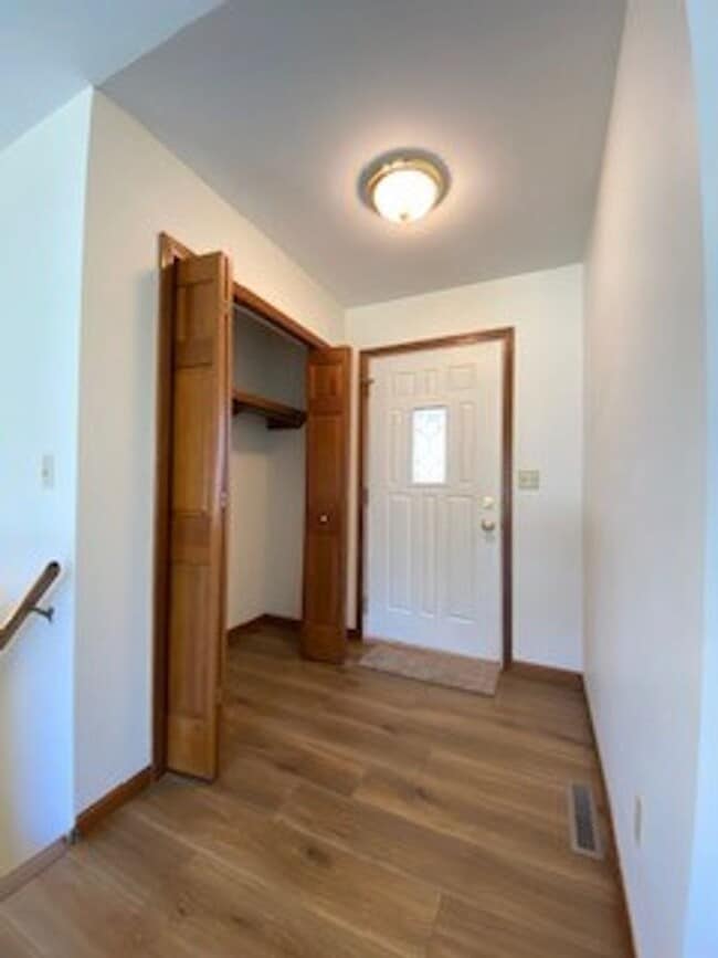 Photo - 3 Bedroom/2 Bathroom Home in the Gardens!