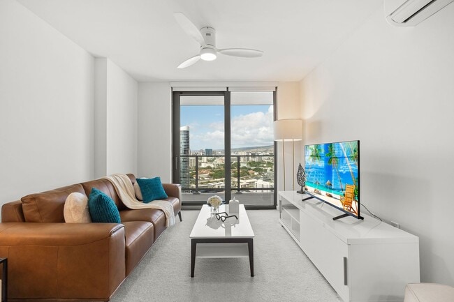 Building Photo - Fully furnished 1-bed, 1-bath, 1-parking a... Unit 3104