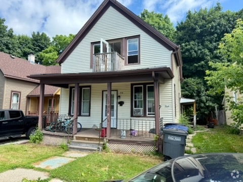 Building Photo - 912 St James Ct Rental