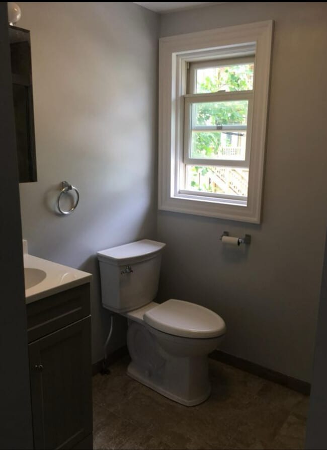 Photo - 4626 Winthrop St