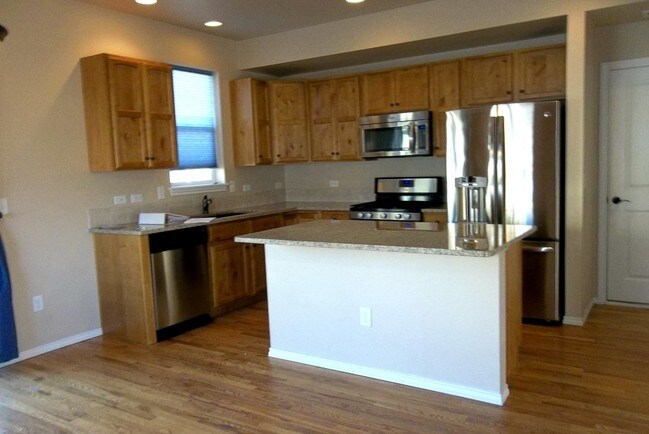 Photo - 1902 Mackinac St