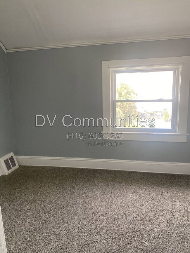 Photo - 3475 W 46th St