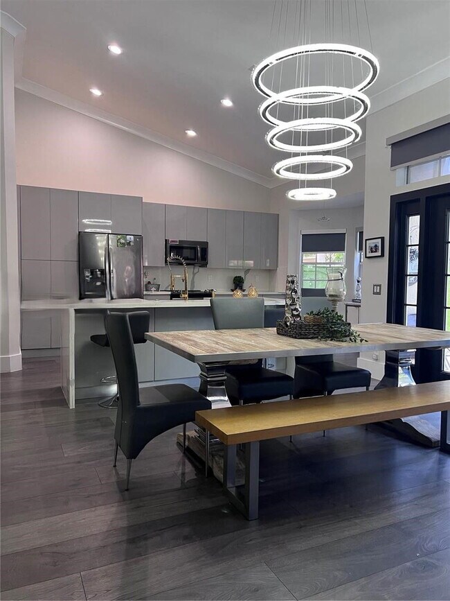 Photo - 1371 Bayview Cir