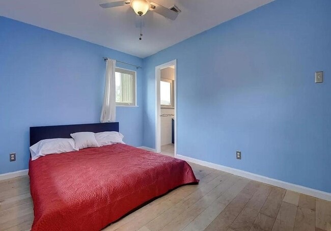 Photo - 3209 Barton View Dr