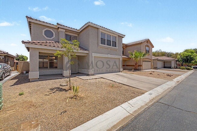 Photo - 2232 E Spruce Dr