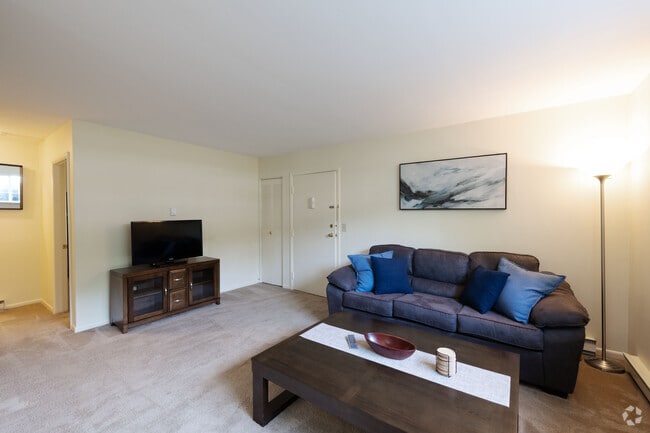 Furnished A-KR Floor Plan - 1BR, 1BA_740SF