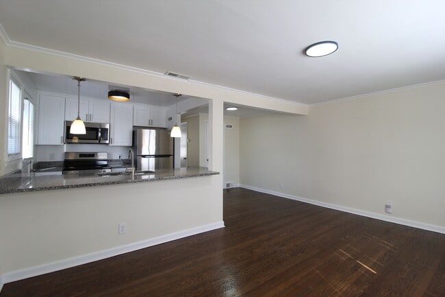 508 E 27th Ave