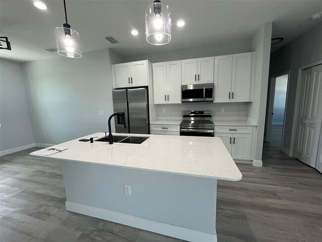 Photo - 5296 Gillot Blvd