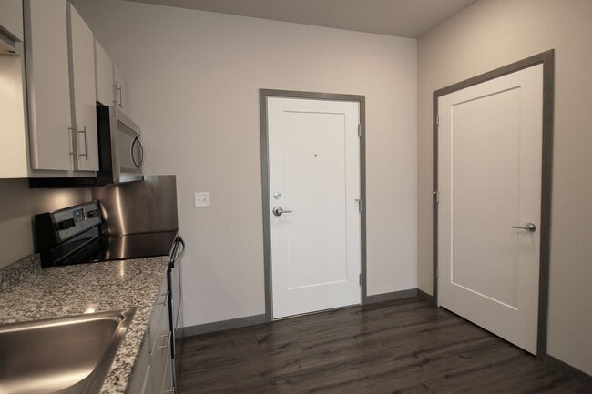 Urban West Apartment Community