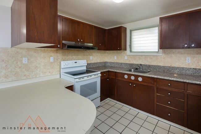 Photo - 2133 Metcalf St