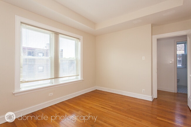 Photo - 2141 W Arthur Ave