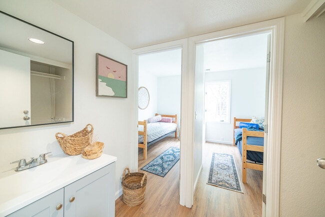 Photo - 2731 Durant Ave