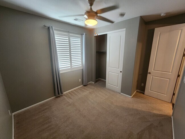 Photo - Stunning 3 Bedroom Ranch Style Home In Gre...