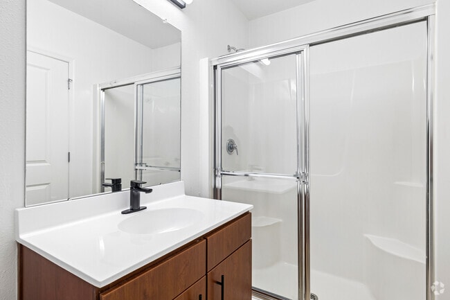 Canton 3BR, 2BA - 1,430SF - Primary Bathroom