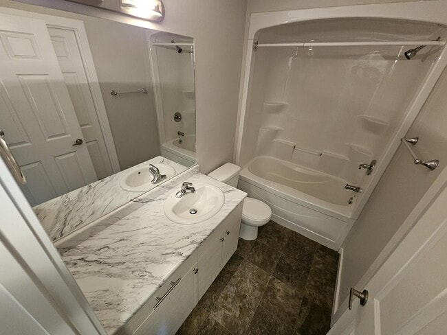 Photo - 26 Vivian Ave