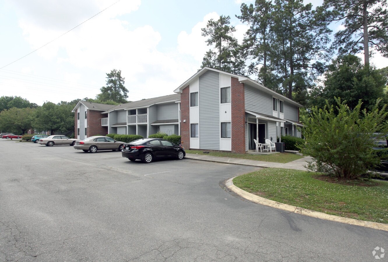 Foxtrot Villas Apartments - Foxtrot Villas Apartments