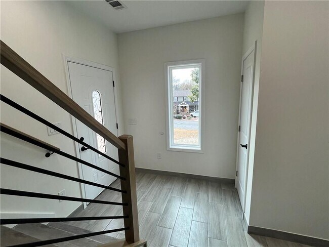 Photo - 4500 Kings Lake Dr