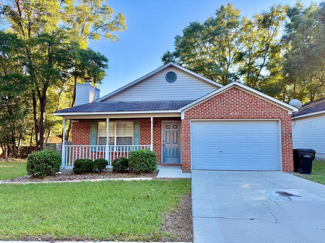 Available NOW 3BD / 2BA Home For Rent!! - Available NOW 3BD / 2BA Home For Rent!!