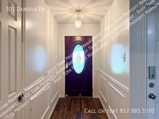 Photo - 701 Daniels Dr