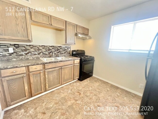 Photo - 513 Candelaria Rd NW Unit 7