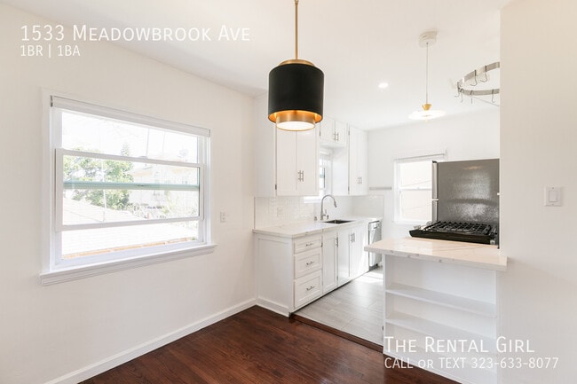 Photo - 1533 Meadowbrook Ave