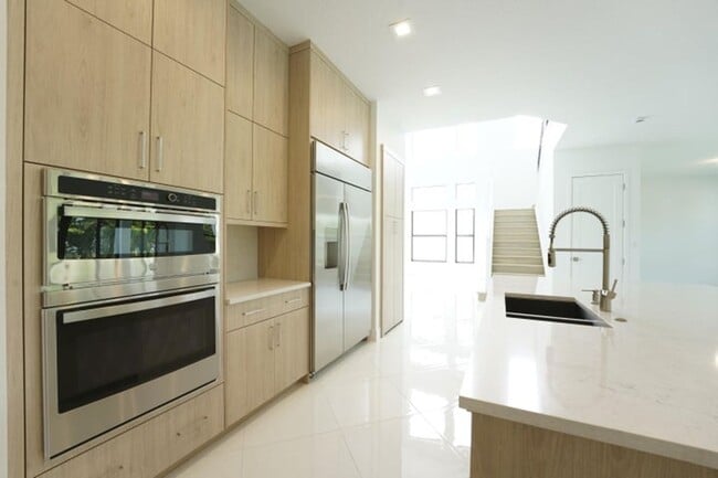 Photo - 9099 Silver Marsh Ln