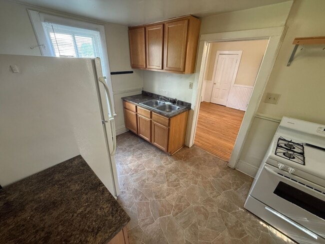 Photo - 2661-61B N Fratney St Unidad Rear Cottage