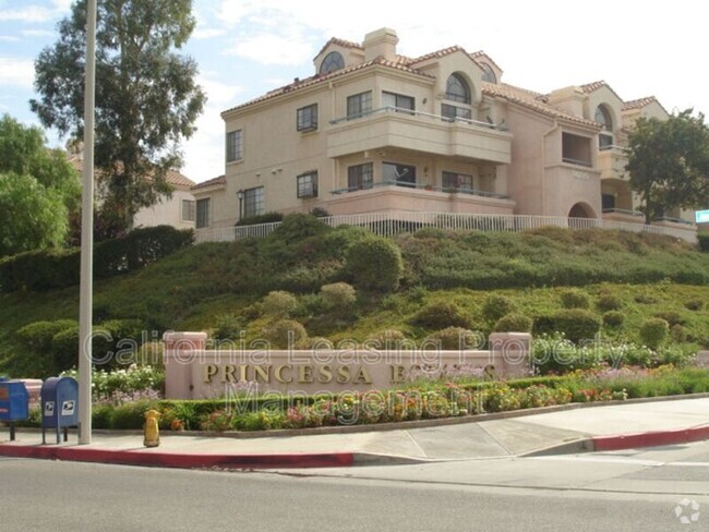 Building Photo - 18215 Flynn Dr Unit #124 Rental