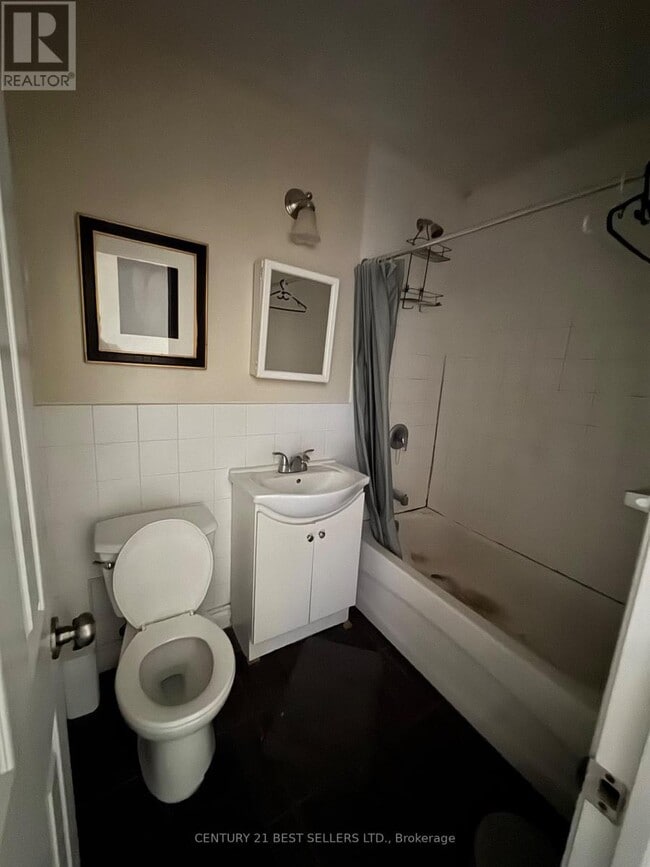 Photo - 10-105 TWENTY FIFTH STREET