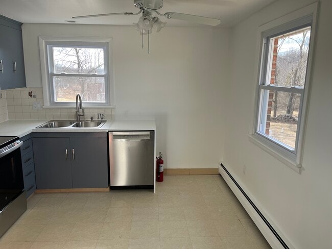 Photo - 301 Mt Hermon Rd Unit #4