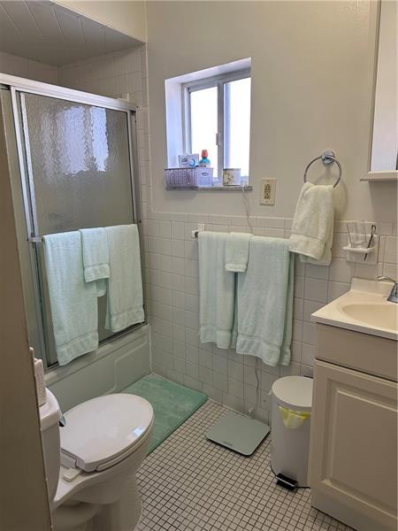 Photo - 215 Ella St