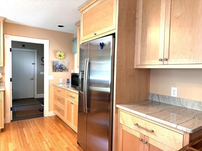 476 Hawk Pine Rd