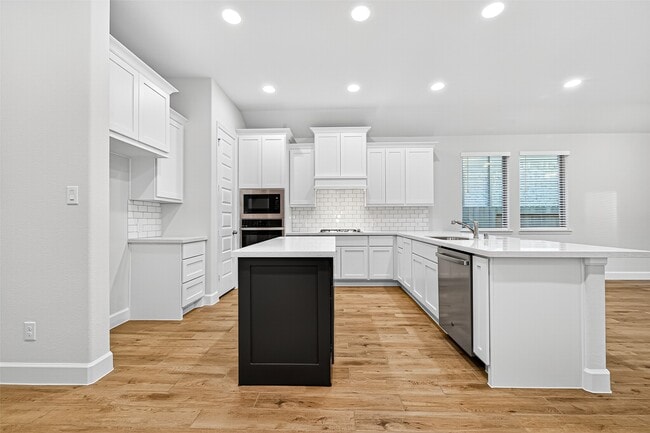 Photo - 14727 Band Tailed Pigeon Ct