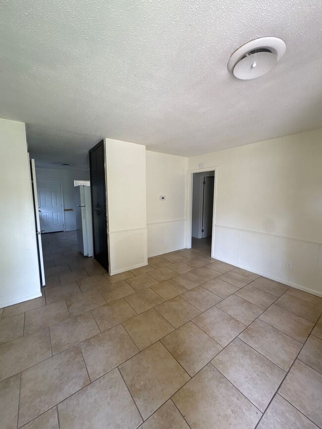 Photo - S. 39TH DUPLEX Unit 3016 S. 39TH