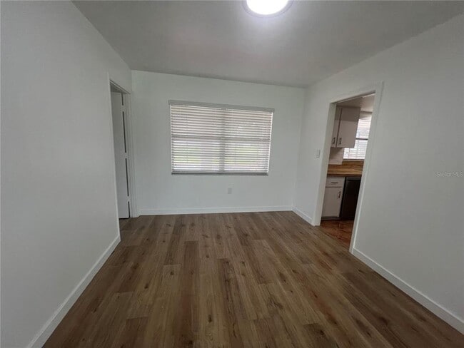 Photo - 21371 Knollwood Ave