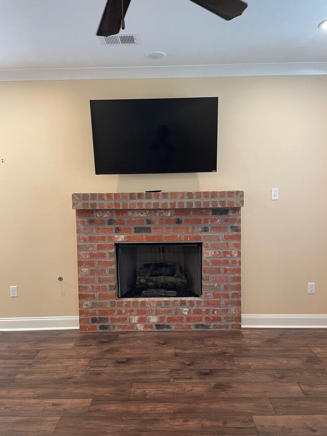 Photo - 4 br 2 ba home in Oxford