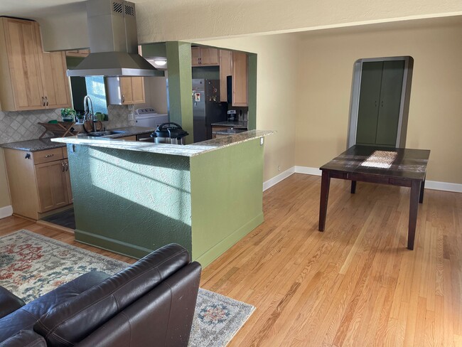 Photo - 1991 Glen Garry Dr