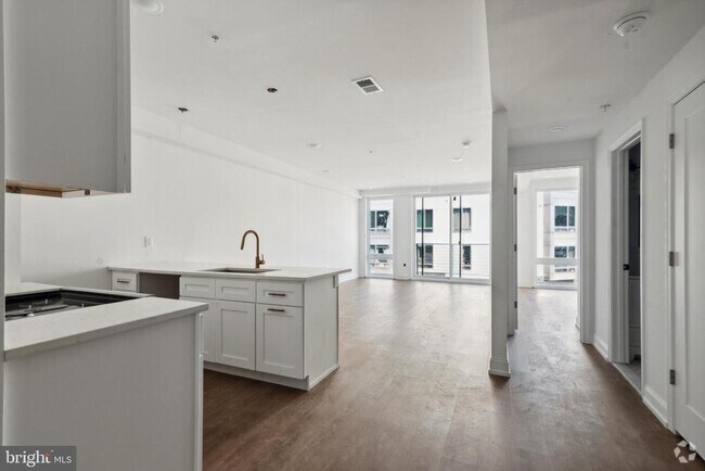 Building Photo - 1614 Ridge Ave Unit 301 Rental