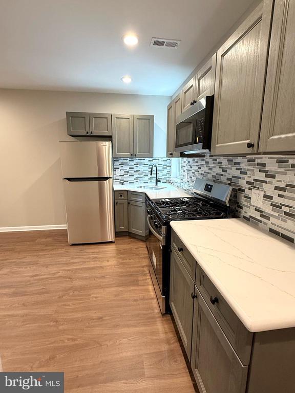 Photo - 2323 S 13th St