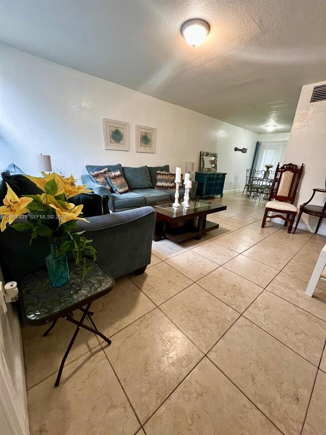 Photo - 6023 SW 69th St Unidad 78