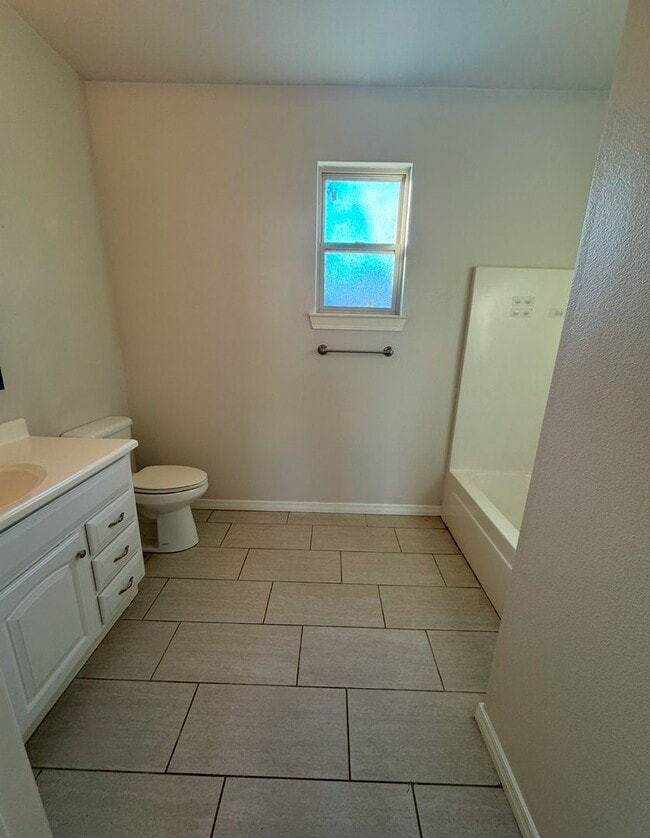 Photo - 401 S Davis Ave Unit 401