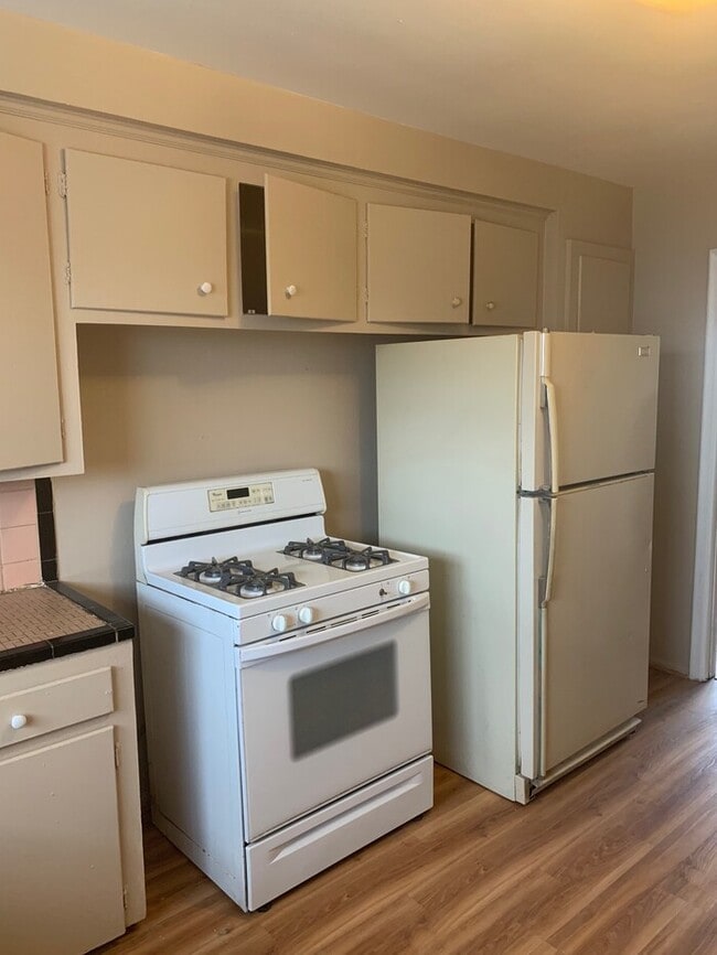 Building Photo - 26291 Pinehurst St Rental