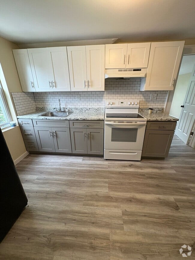Building Photo - 48 Hopkins Pl Unit 3 Rental