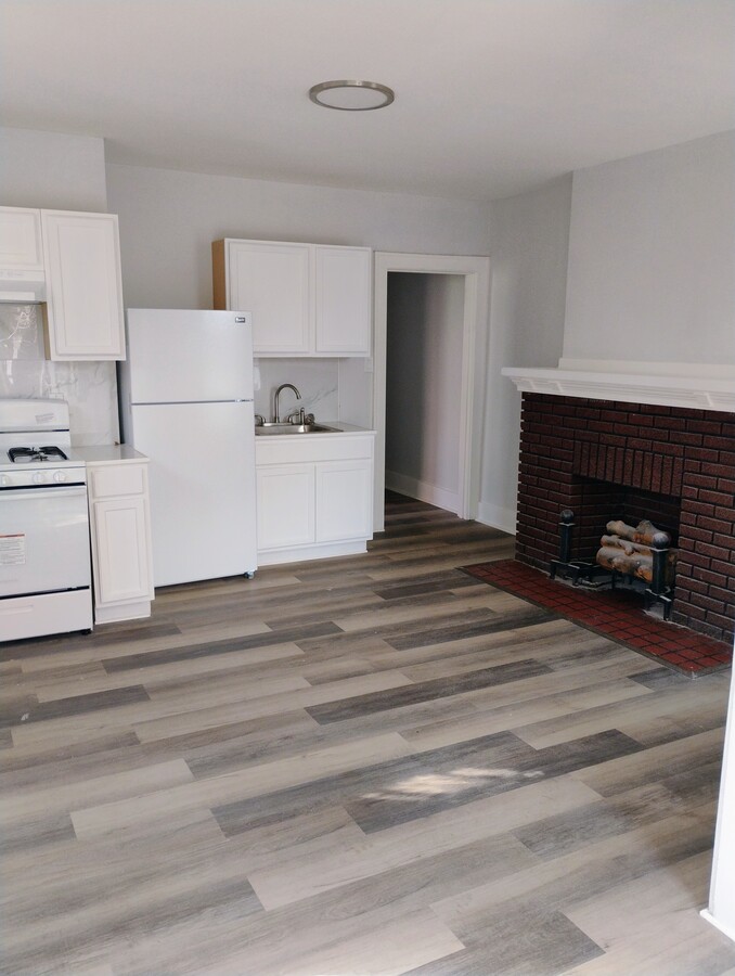 Photo - 416 Linden Ave Apartments