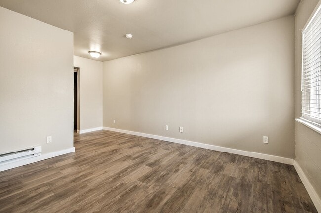 Photo - Ash Creek Apartments