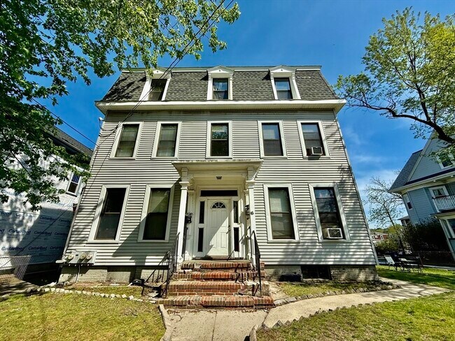 Photo - 48 Allston St Unidad 2