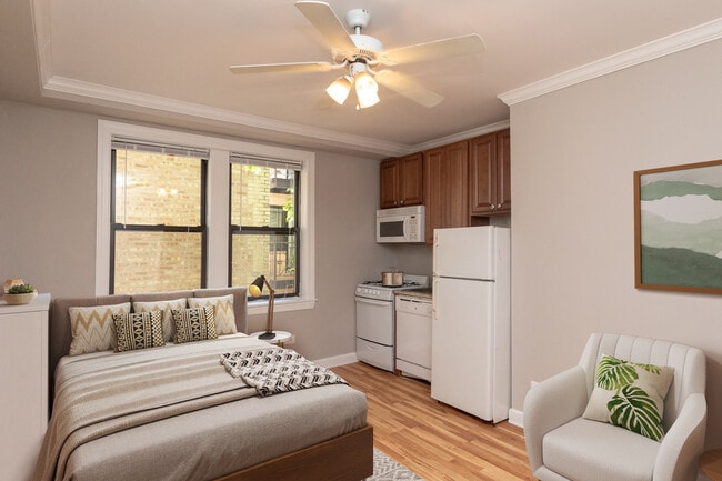 Photo - 629 W. Deming