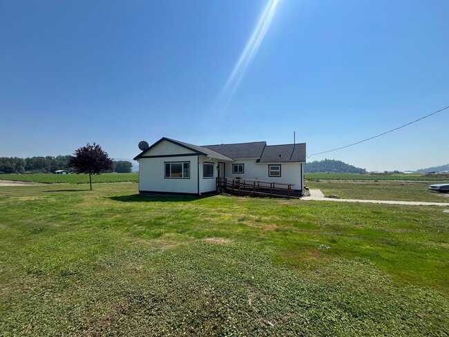 Photo - 20528 Dahlstedt Rd